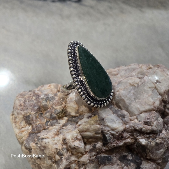 ๐ฆ๐๐ฒ๐ฟ๐น๐ถ๐ป๐ด ๐ฆ๐ถ๐น๐๐ฒ๐ฟ ๐ต๐ฎ๐ฑ ๐ก๐ฎ๐๐๐ฟ๐ฎ๐น ๐๐ฟ๐ฒ๐ฒ๐ป ๐ฆ๐๐ผ๐ป๐ฒ - Picture 2 of 5